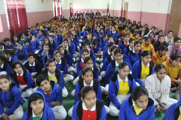 राष्ट्रीय बालिका दिवस सेमिनार विवेकानन्द विद्या आश्रम कातर छोटी